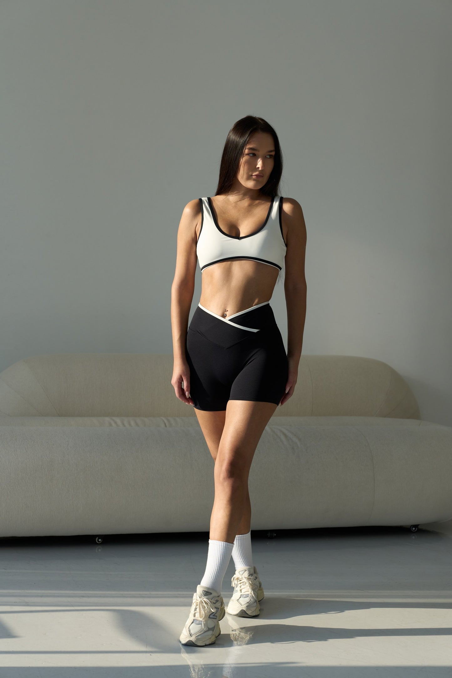 NoirBlanc Sport Top