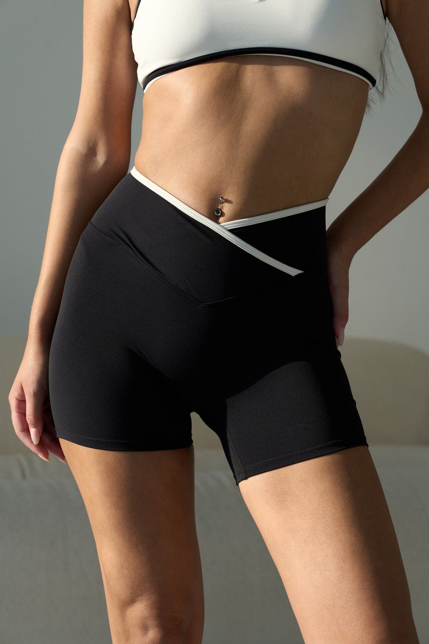 NoirBlanc Shorts