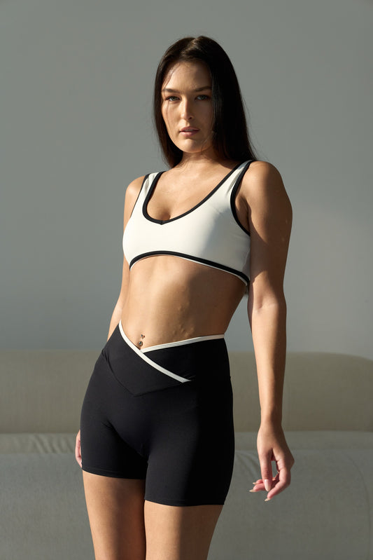 NoirBlanc Sport Top